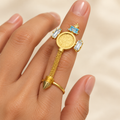 Golden Disc Open Ring – Anaqa — model image