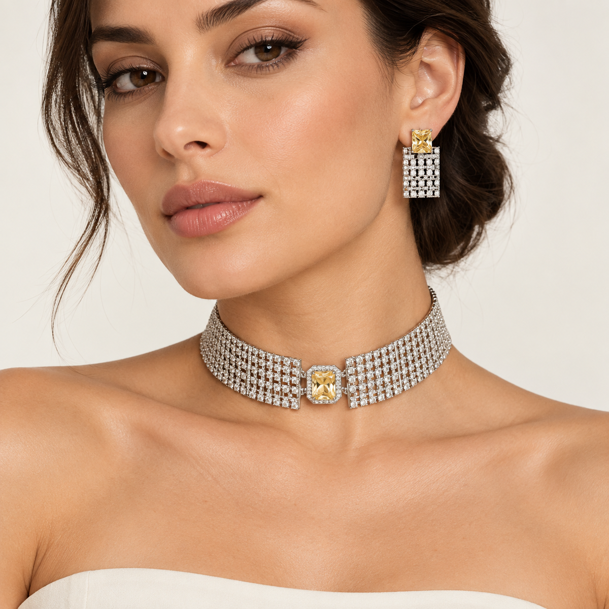 Champagne Accent Choker Set – Anaqa — model image