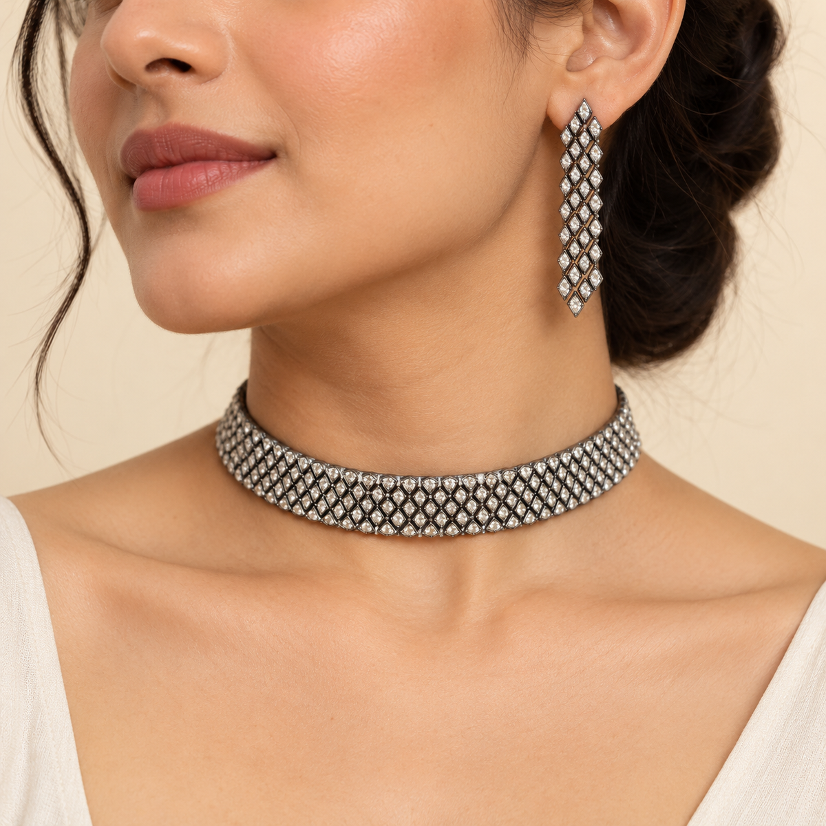Silver Crystal Grid Choker Set – Anaqa — model image