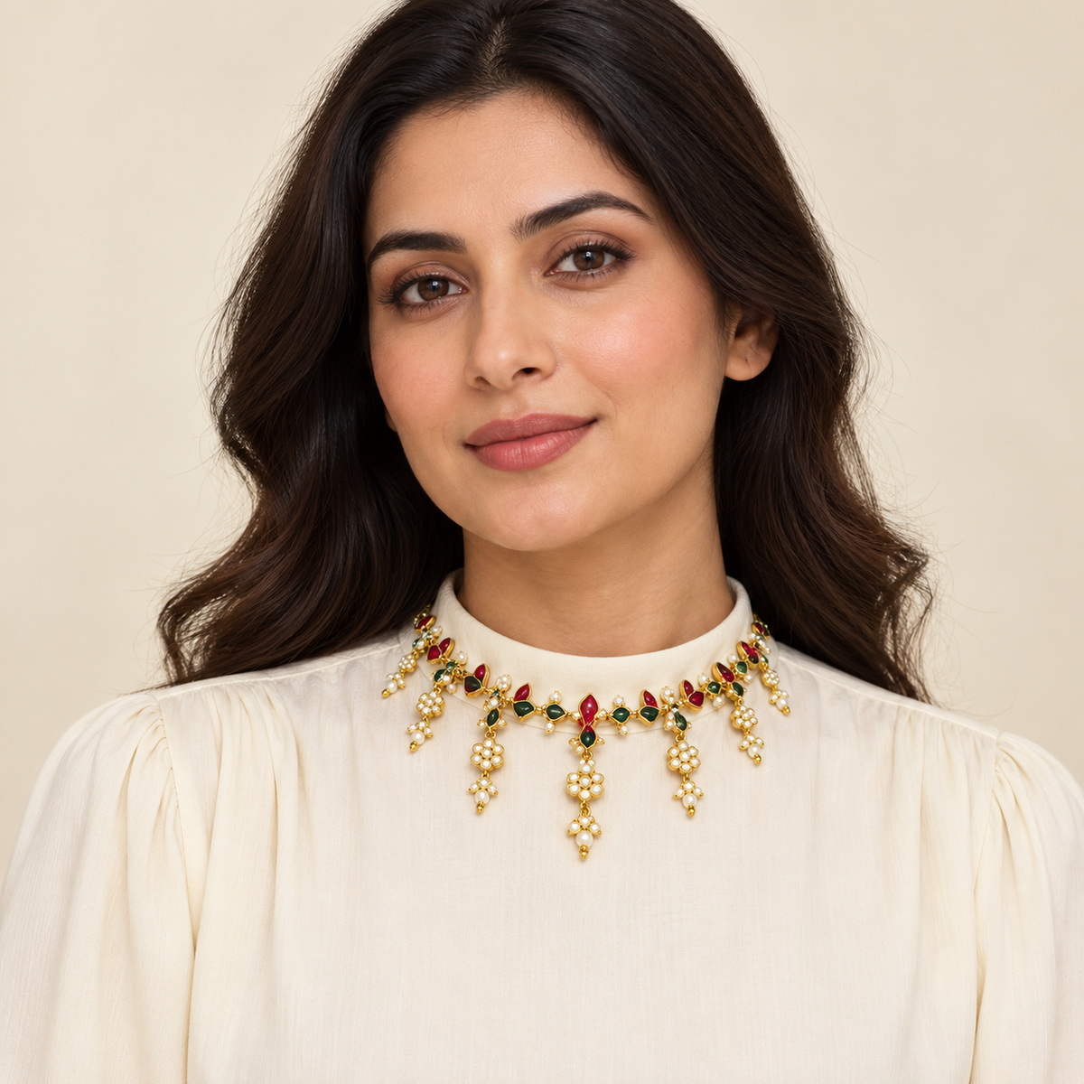 Golden Charm Collar Necklace – Mystique — model image